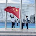 青島為明學(xué)校中小學(xué)部舉行“國安銘記于心，青年擔當于行”及“共建衛(wèi)生校園，共享健康生活”主題升旗儀式